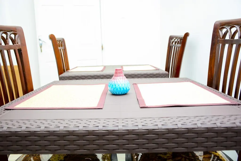 Guest house Mama Beach Villa Negombo